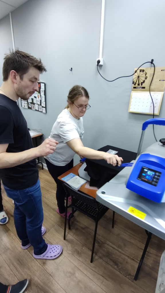 NRymscUF4Co.jpg NRymscUF4Co.jpg